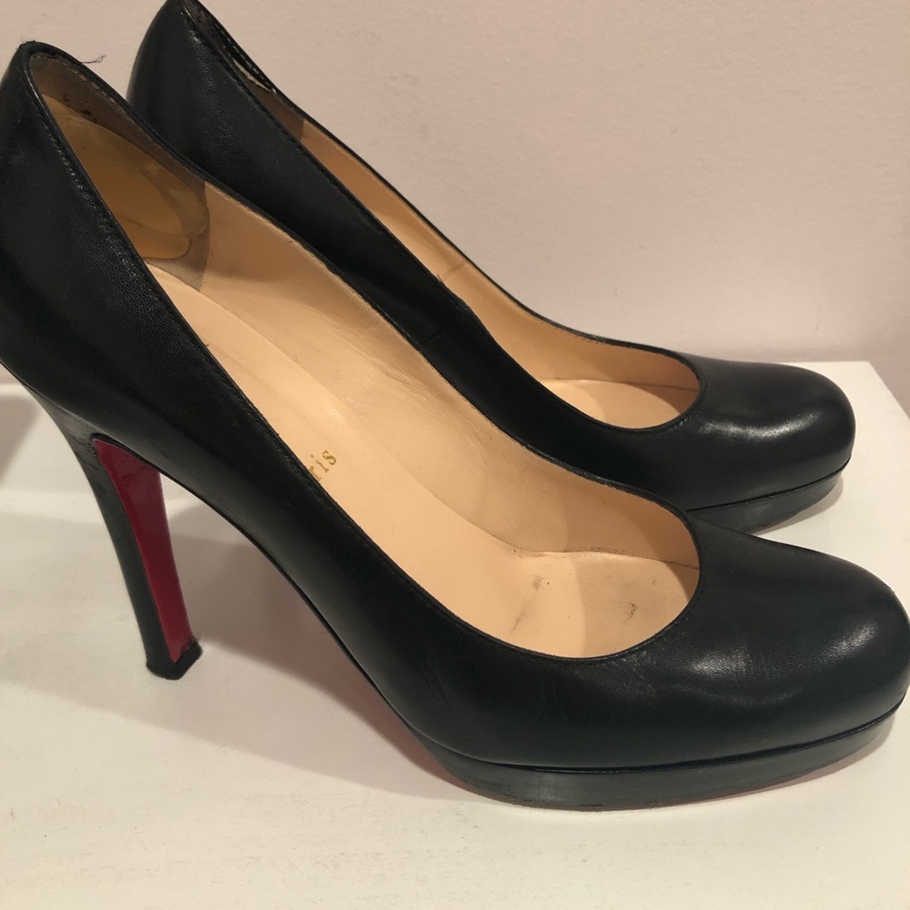 COPY - Christian Louboutin Black Pumps
